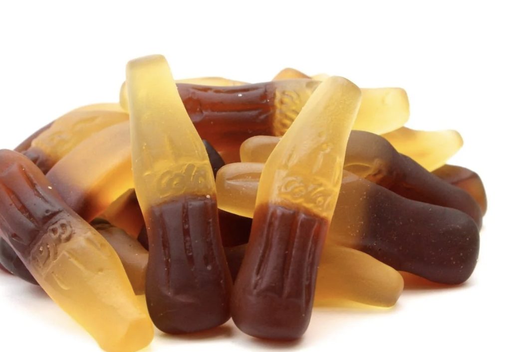 Haribo Happy Cola: le bottigliette gommose diventate icona degli anni '80 — foto anni 80 e 90