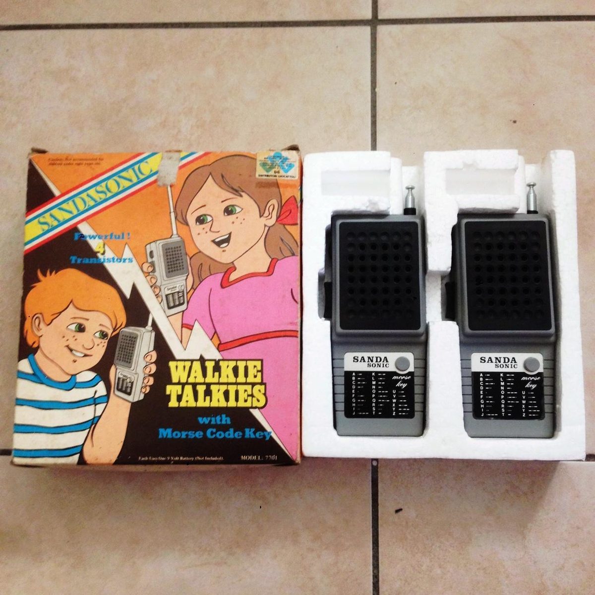 I Walkie Talkie e la magia della voce senza fili — foto anni 80 e 90