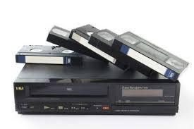 VHS, timer e post-it: quando bastava un nastro per fermare il tempo — foto anni 80 e 90