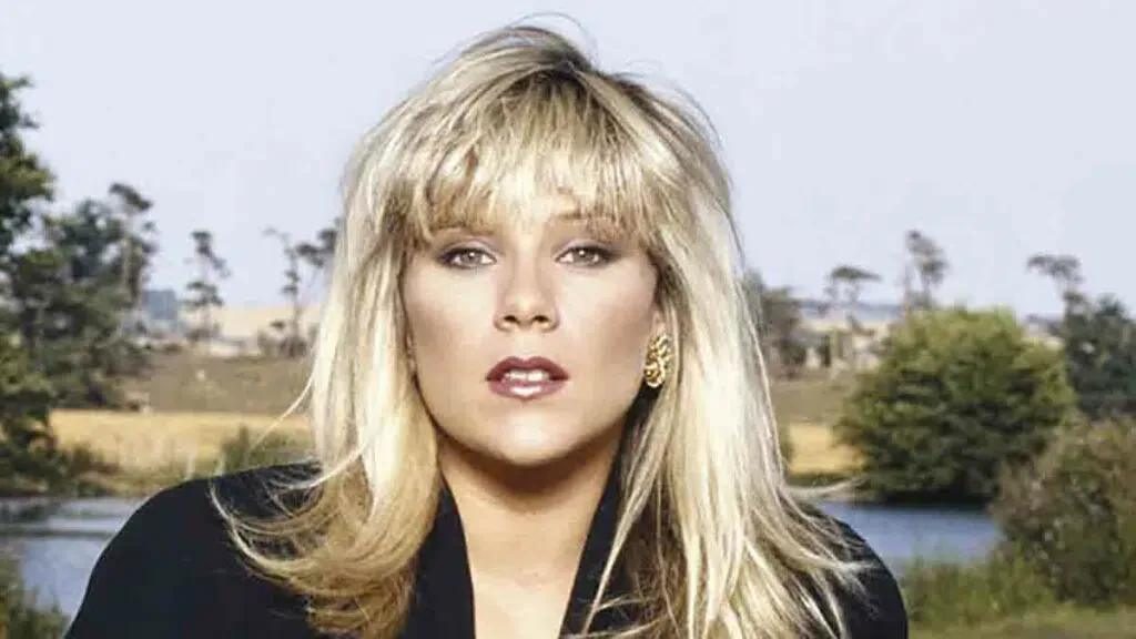 Samantha Fox: la bomba pop che ha acceso i sogni degli anni '80 — foto anni 80 e 90