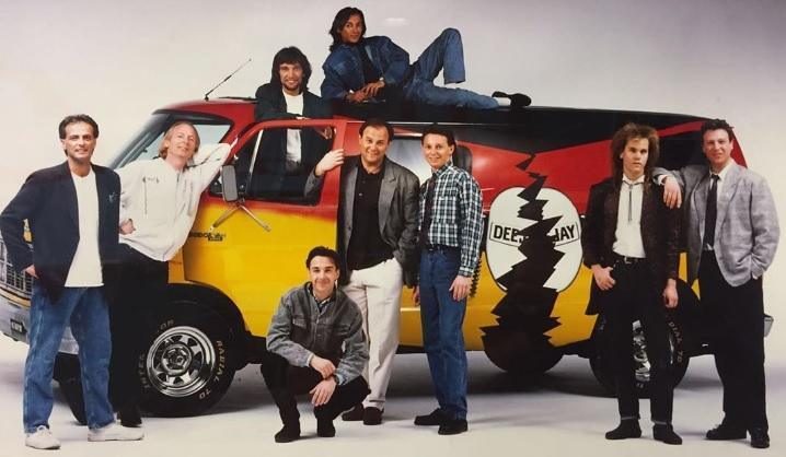 Radio Deejay, la voce ribelle degli anni 80 — foto anni 80 e 90