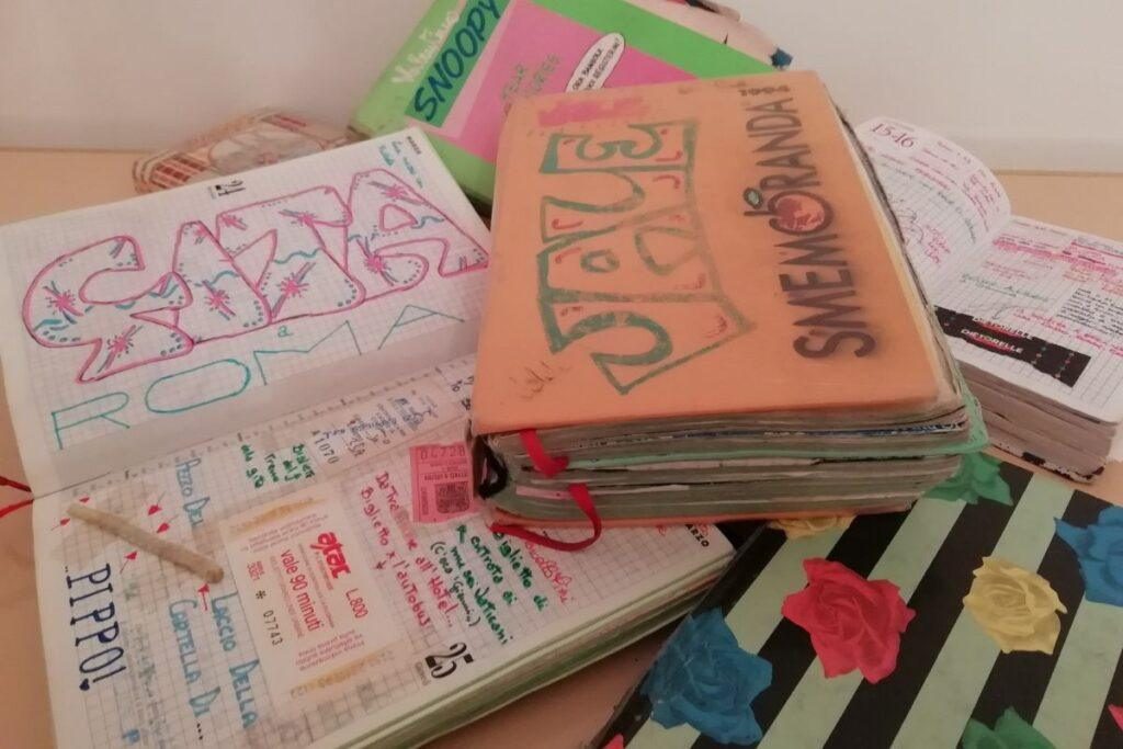 I diari degli anni 80: i nostri primi social network analogici — foto anni 80 e 90