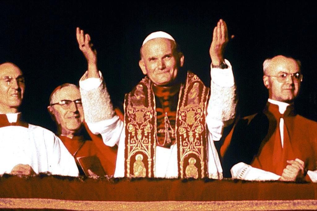 L’uomo che parlava ai cuori: Giovanni Paolo II e il legame speciale con una generazione intera — foto anni 80 e 90