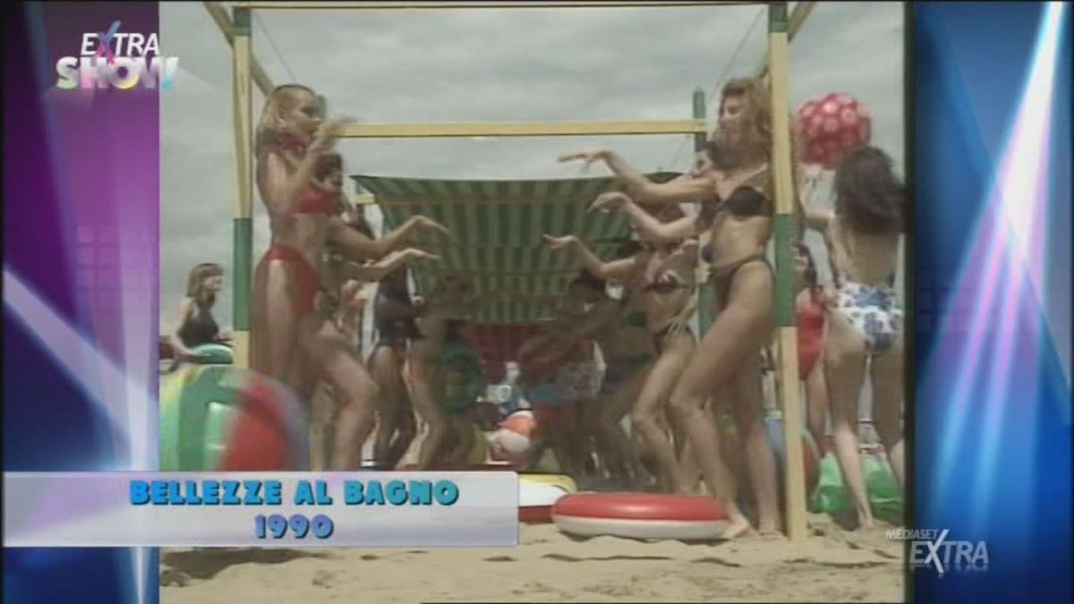 Bellezze al bagno: quando Mediaset sfidò la Rai nei parchi acquatici — foto anni 80 e 90
