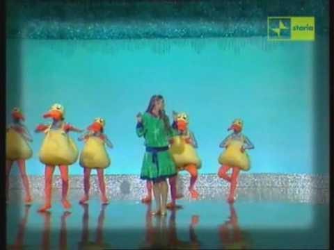 Il ballo del qua qua: quando le paperelle conquistarono le piste da ballo — foto anni 80 e 90