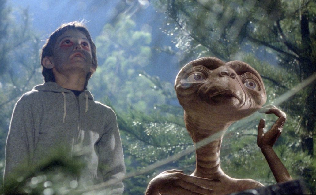 E.T.: il cuore alieno diventato simbolo emotivo di una generazione — foto anni 80 e 90